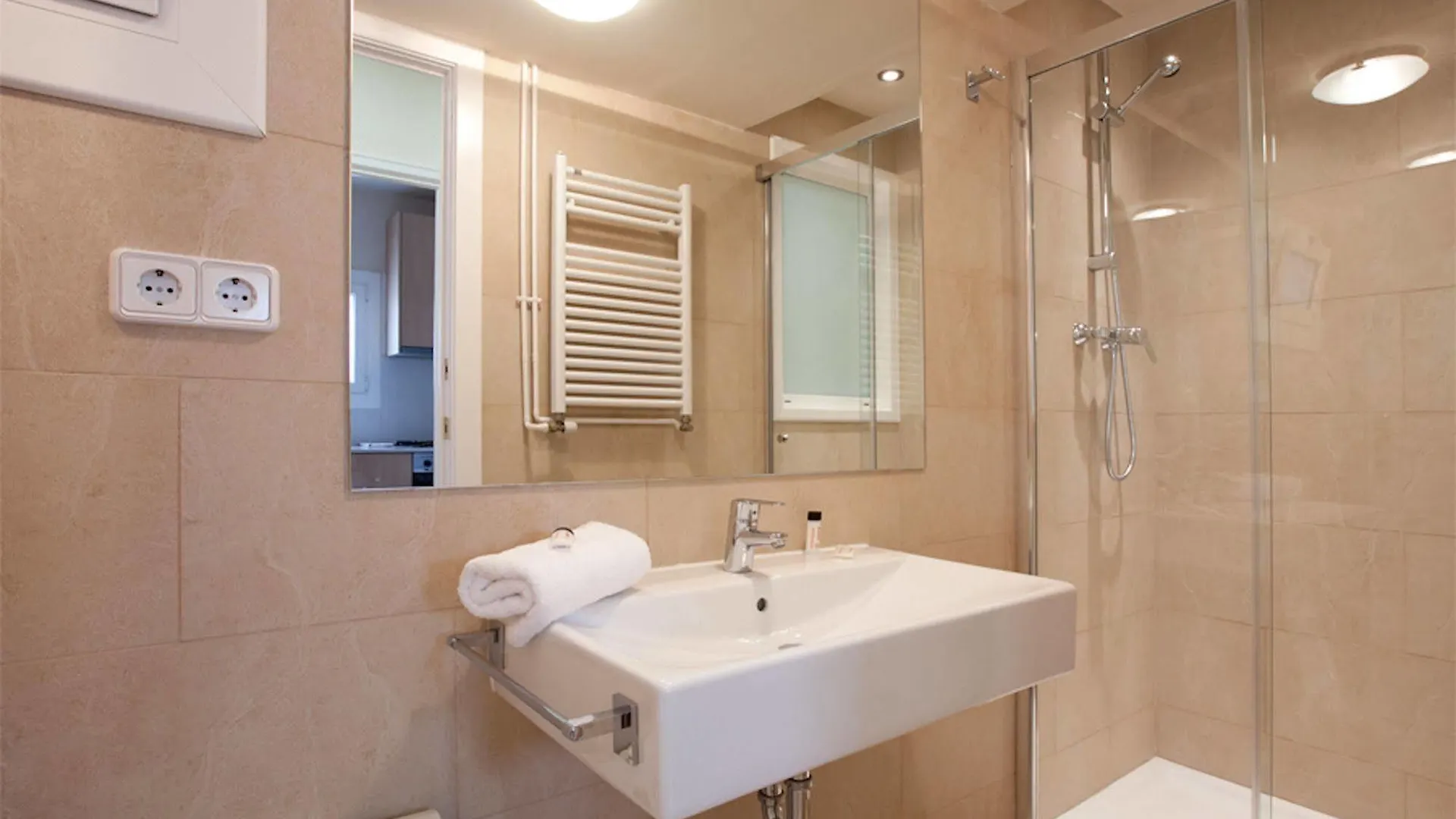 Alcam Laforja Apartment Barcelona 0*,
