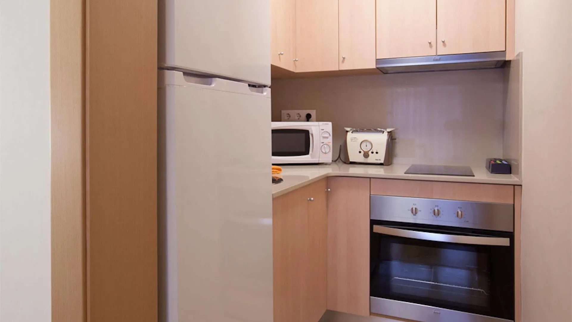 Alcam Laforja Apartment Barcelona 0*,  Spain
